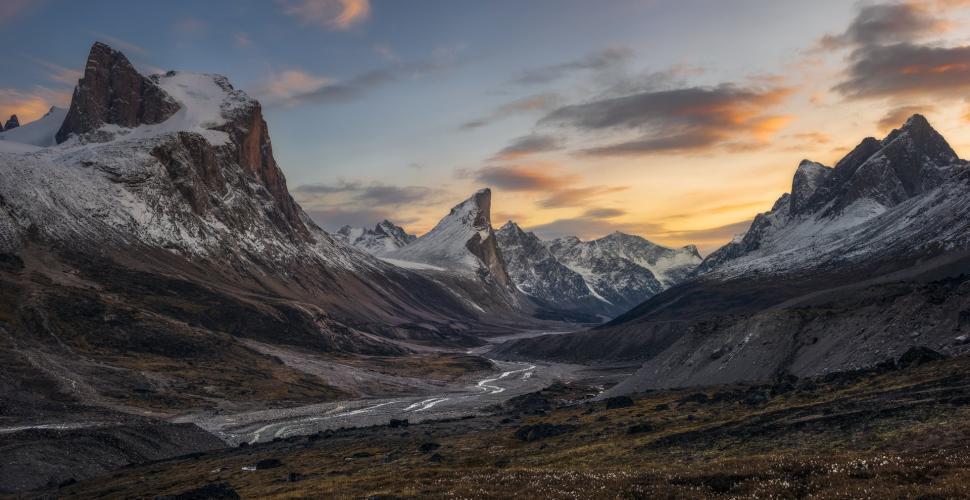 努纳武特地区巴芬岛上的索尔山(Mount Thor)。图片来源：Artur Stanisz