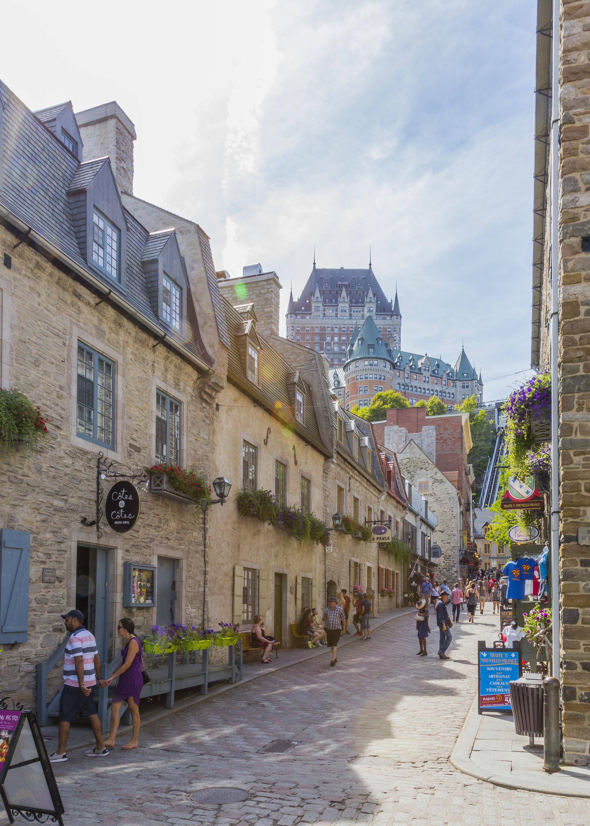 魁北克老城徒步之旅